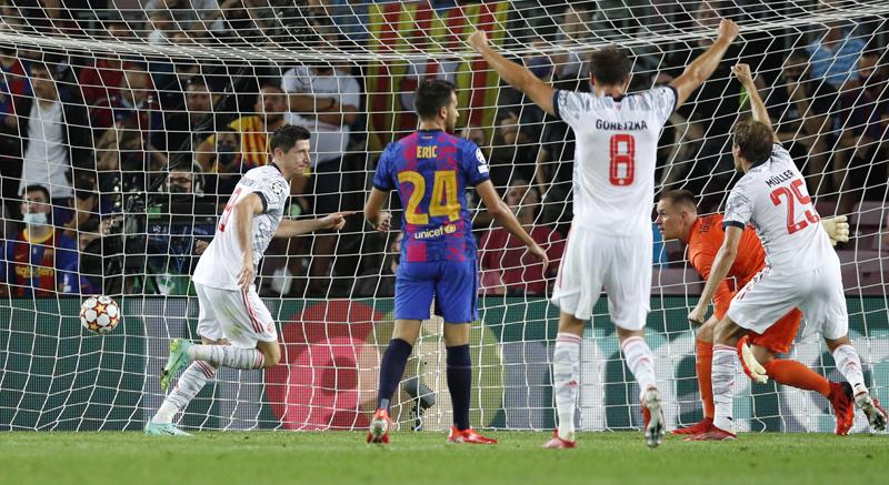 Misi Revans Gagal Total, Barcelona Dibantai Bayern Munchen di Camp Nou