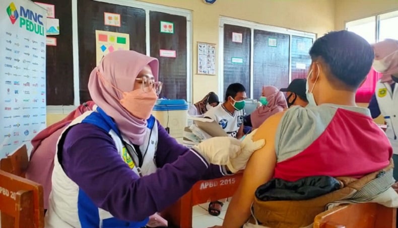 Hadir di Daerah Terpencil, Sentra Vaksinasi MNC Peduli Sasar Warga Desa Malasari, Nanggung, Bogor