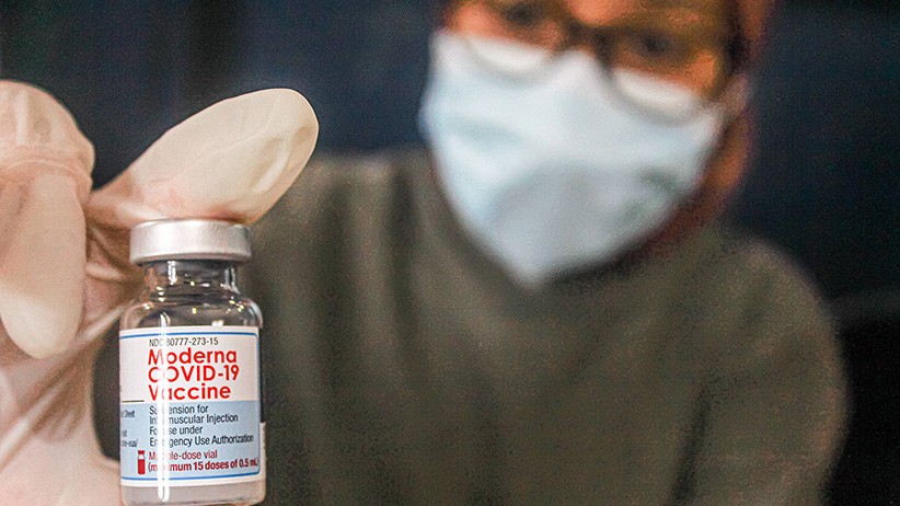 Seluruh Guru di Bekasi Segera Disuntik Vaksin Booster Moderna