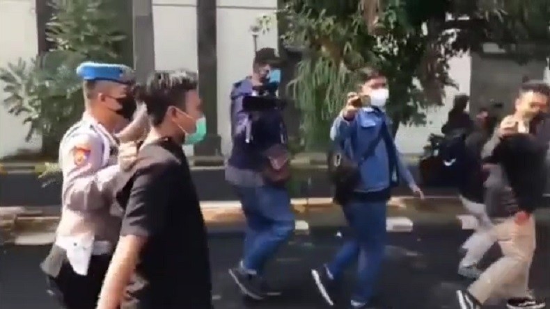 Gaduh di Polda Metro Jaya, Pria Tengah Jalani Proses Hukum Berupaya Kabur 