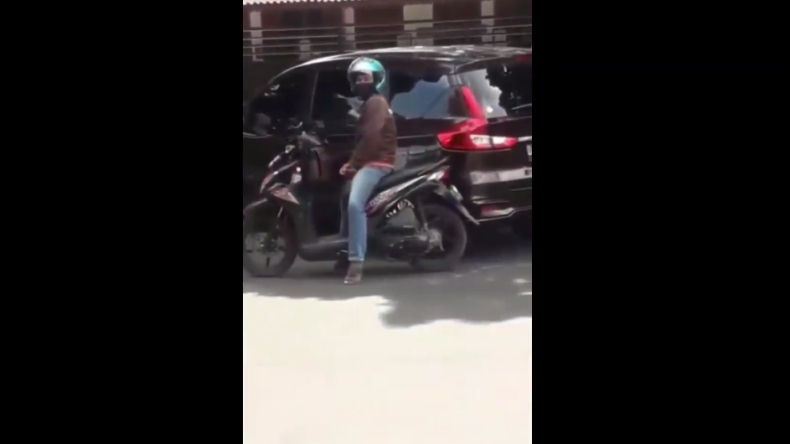 Geger, Pria di Bandung Terekam Kamera Onani di Depan Sekolah Dasar