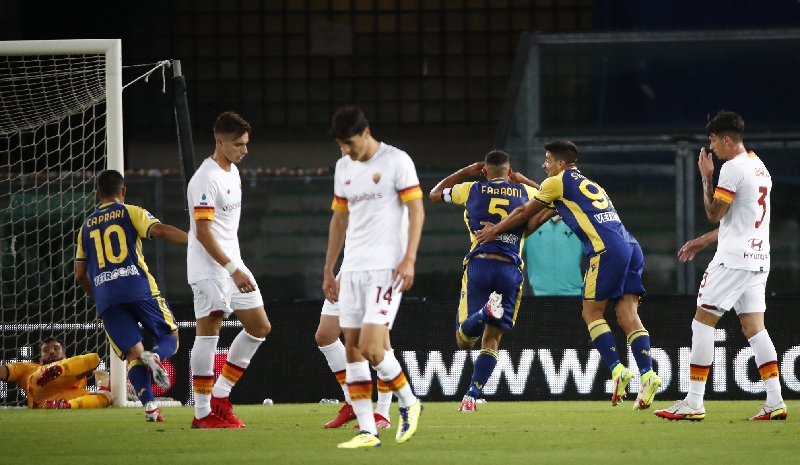 Mourinho Akui Salah Strategi, Rekor Kemenangan Beruntun AS Roma Terhenti di Verona