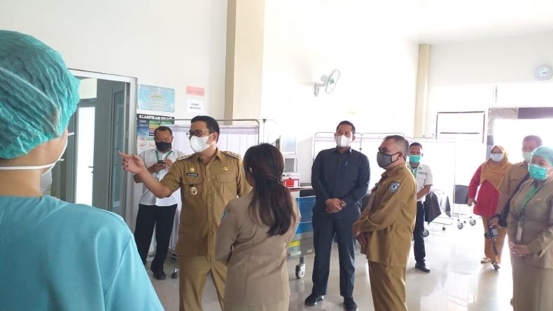 Pastikan Pelayanan Baik, Bupati Bangka Selatan Sidak ke Rumah Sakit Kreopanting