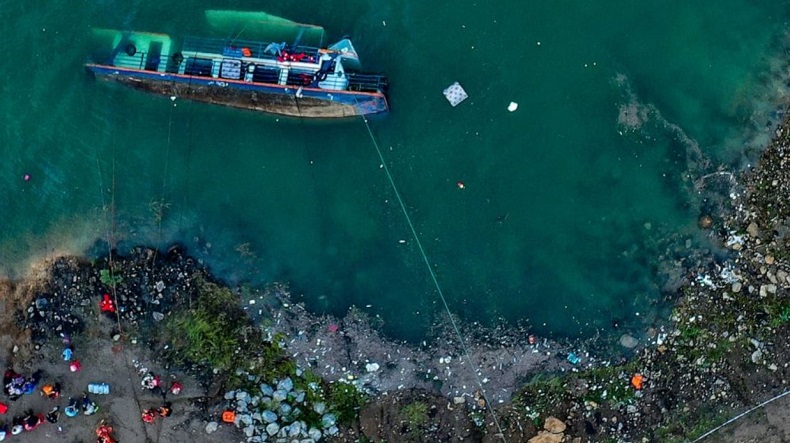Kapal Pengangkut Migran Terbalik, 29 Orang Hilang Diduga Tewas
