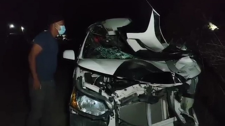 Minibus Tabrak Truk di Pantura Indramayu, Ibu Hamil 7 Bulan Tewas