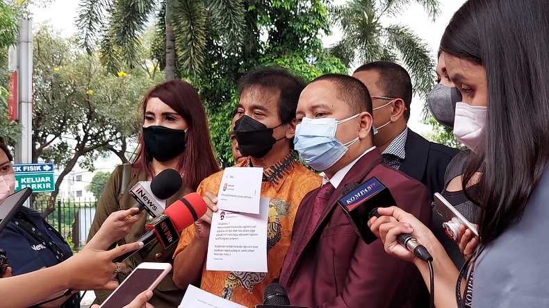 Merasa Dihina, Roy Suryo Laporkan Ferdinand Hutahaean