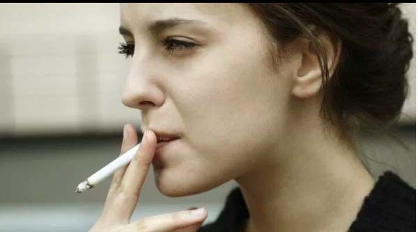 Perempuan Perokok Rentan Kena Kanker Paru-Paru, Ini Faktanya