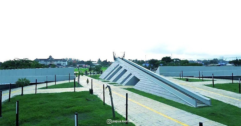7 Tempat Wisata di Merauke Papua, Unik Ada Monumen Kapsul