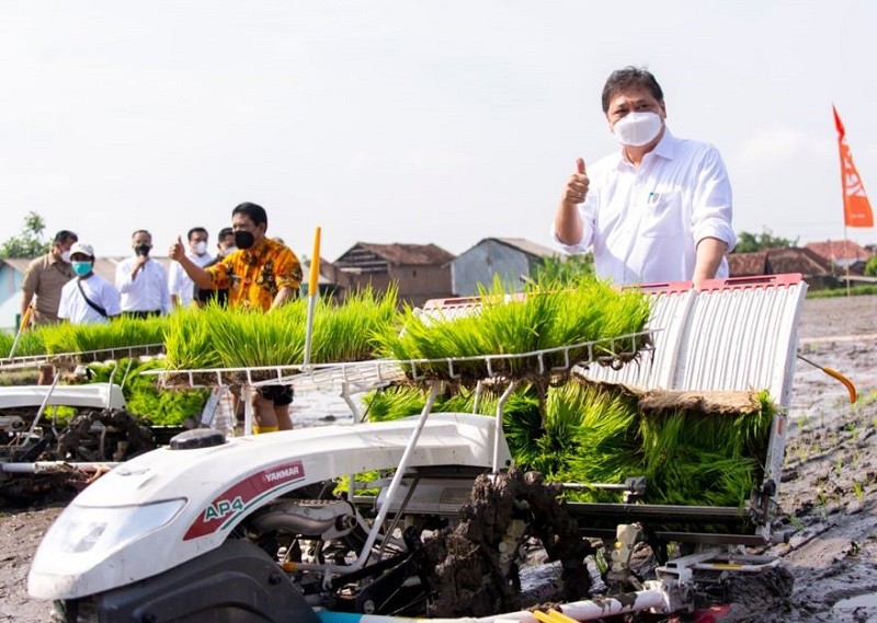  Menko Airlangga Dukung Program Milenial Smartframing untuk Peningkatan Produktivitas 