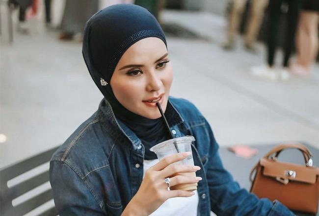 Disangka Pamer Aurat saat Joget TikTok, Angel Lelga Hampir Dinyinyiri Netizen