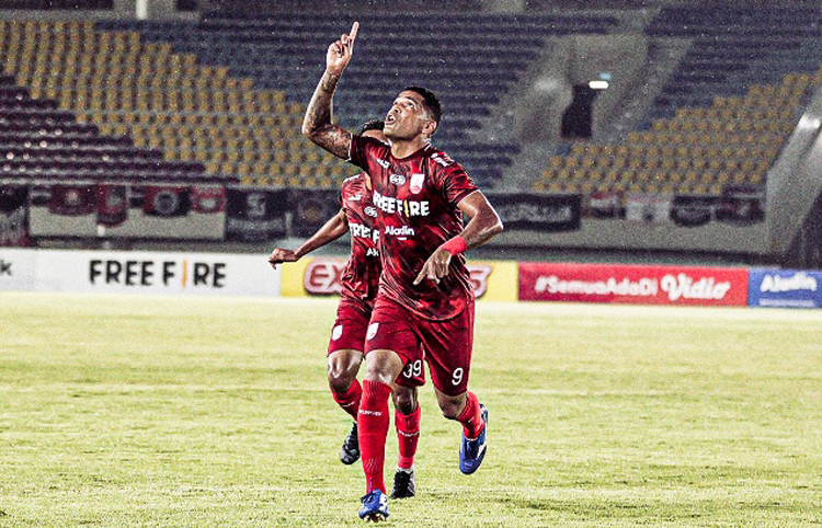 Mantan Striker Timnas Cetak Gol, Persis Solo Taklukkan PSG Pati