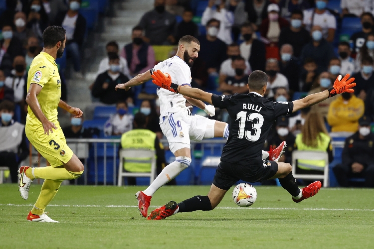 Real Madrid Diimbangi Villarreal, Benzema-Vinicius Dibikin Tak Berkutik