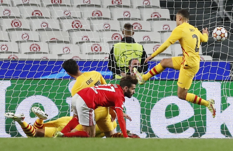 Hasil Liga Champions Semalam: Bayern Pesta Gol, Barcelona dan Chelsea Kalah