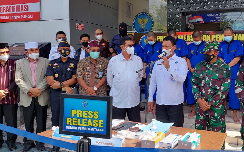 BNNP NTB Sita Setengah Kilogram Sabu dari 4 Pengedar
