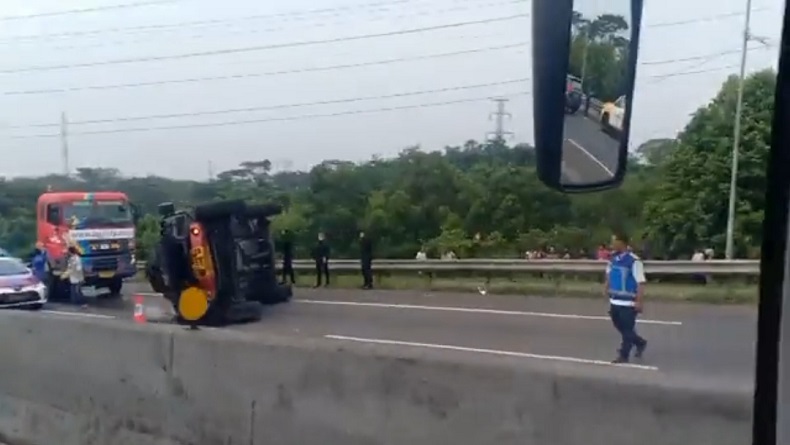 Rantis Brimob Terguling di Km 84 Tol Cipularang, Korban Luka Ringan