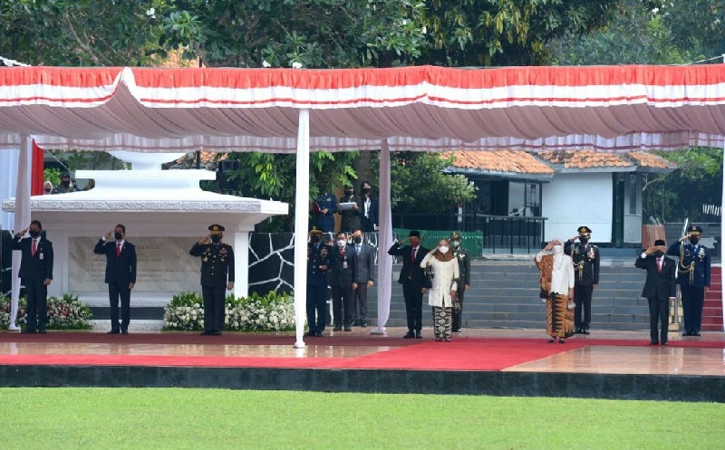 Panglima TNI Marsekal Hadi Tjahjanto Ikuti Upacara Hari Kesaktian Pancasila