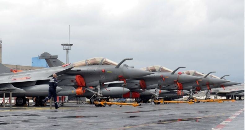 Makin Panas, Aljazair Larang Pesawat Militer Prancis Masuk Wilayah Udara