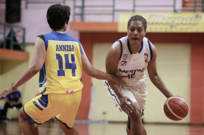 Kunjungi Mantan Pebasket Putri Papua yang Sakit, Menteri BUMN Pastikan Biaya Pengobatan Ditanggung Pemerintah