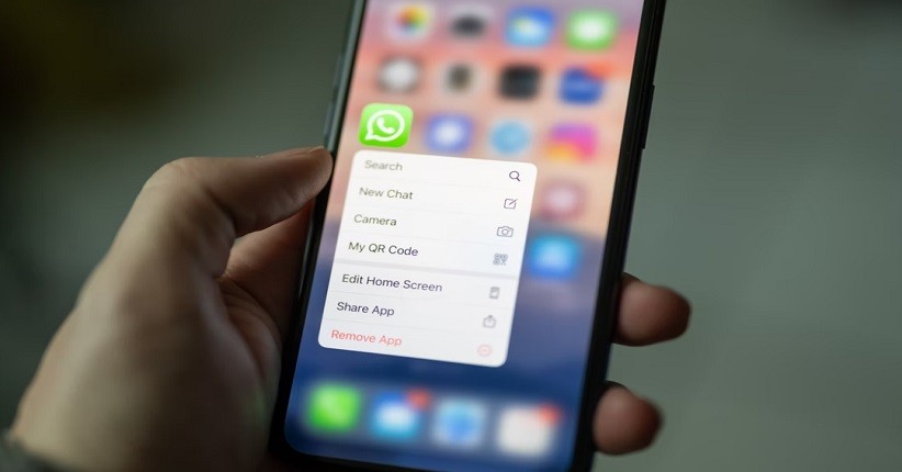  WhatsApp Kembali Pulih Usai Berjam-jam Down, Facebook Minta Maaf