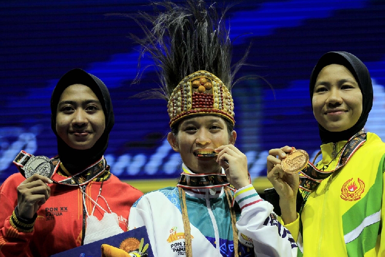 Pertama Kali dalam Sejarah PON, Atlet Taekwondo Asal Papua Raih Medali Emas