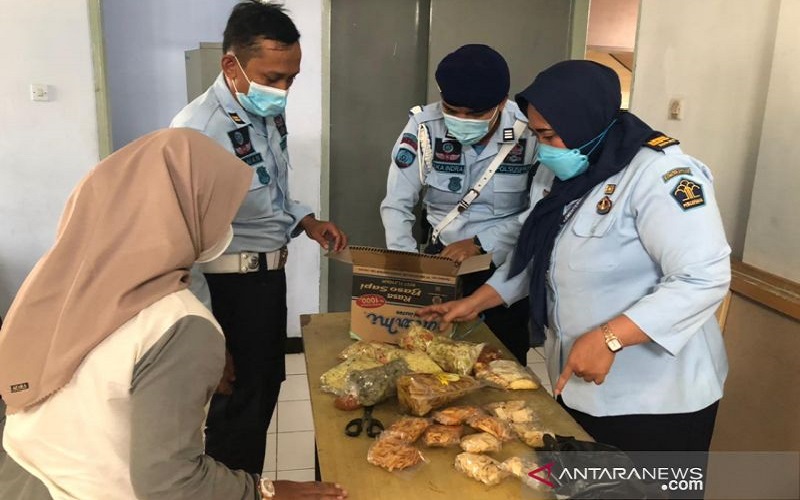 Penyelundupan Sabu Dalam Tulang Ayam di Lapas Garut Digagalkan, 1 Pengunjung Diringkus