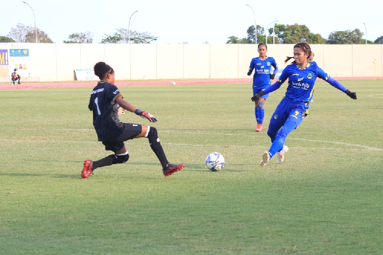 Hasil Sepak Bola PON XX 2021: Bantai Papua Barat, Tim Putri Jabar Lolos ke Semifinal