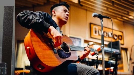 Intip Keseharian Ariel Noah, Vokalis Ganteng Suka Main Puzzle