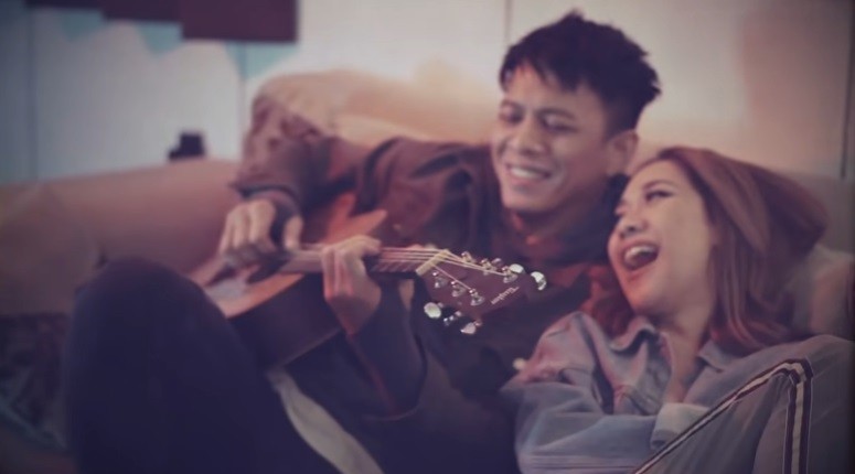 Chord Gitar dan Lirik Lagu Peterpan Menghapus Jejakmu Duet dengan BCL