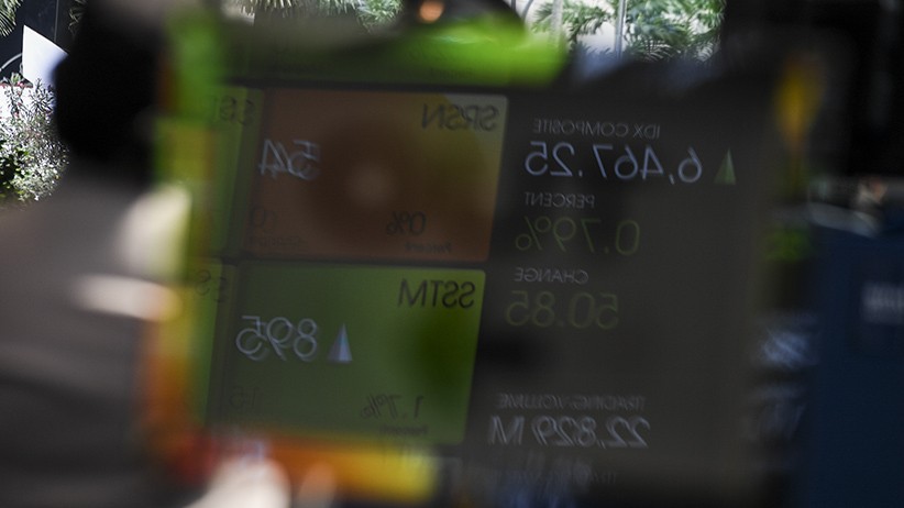 IHSG Sesi Pertama Ditutup Melemah 10 poin, Ini Penyebabnya