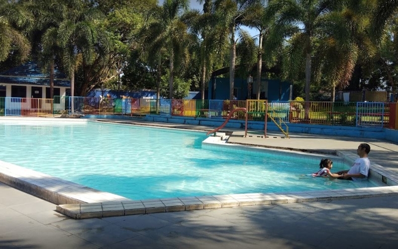 5 Kolam Renang Terdekat di Kalimantan Selatan, Nomor 4 Punya Peluncur Air Berkelok