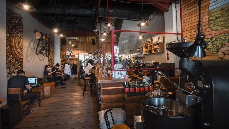 5 Tempat Ngopi di Sumatera Barat, Nomor 2 Paling Legend