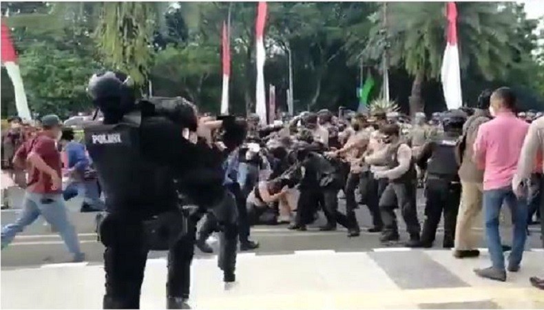 Polisi Banting Mahasiswa, Komnas HAM Minta Sanksi Tegas