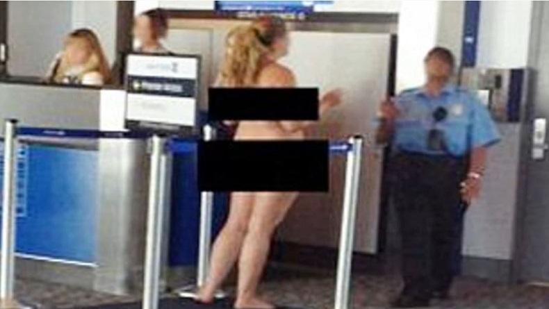 Bikin Heboh, Wanita Telanjang Jalan-Jalan di Bandara Bawa Botol Bir