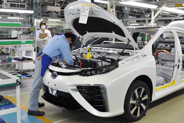  Toyota Motor Pangkas Produksi Mobil 15 Persen di November 2021 