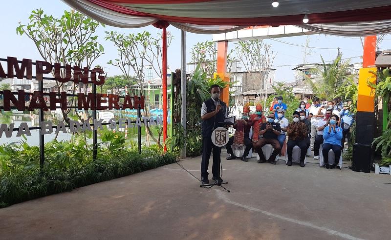 Peringati 4 Tahun Pimpin Jakarta, Anies Resmikan Infrastruktur Kampung Tanah Merah