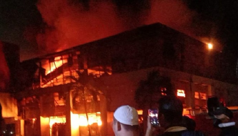 Kebakaran Gudang Elektronik di Mangga Dua Diduga akibat Korsleting Listrik