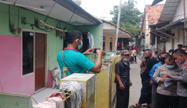 Geger, Kakek di Karawang Ditemukan Tewas Tergantung di Ventilasi Kamar