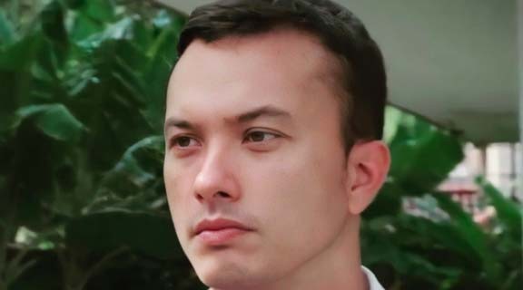 Profil dan Biodata Nicholas Saputra, Aktor Tampan yang Selalu Misterius