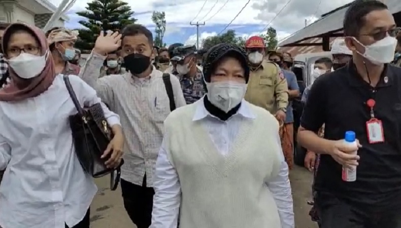 Risma Datangi Kintamani, Minta Bupati Bangli Siapkan Gudang Logistik di Desa Terunyan