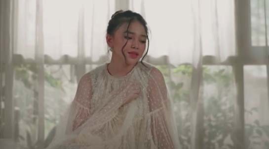  Chord Gitar dan Lirik Lagu Mungkin Hari Ini by Anneth Delliecia, Cerita Pilu Menanti Kekasih yang Tak Kembali   