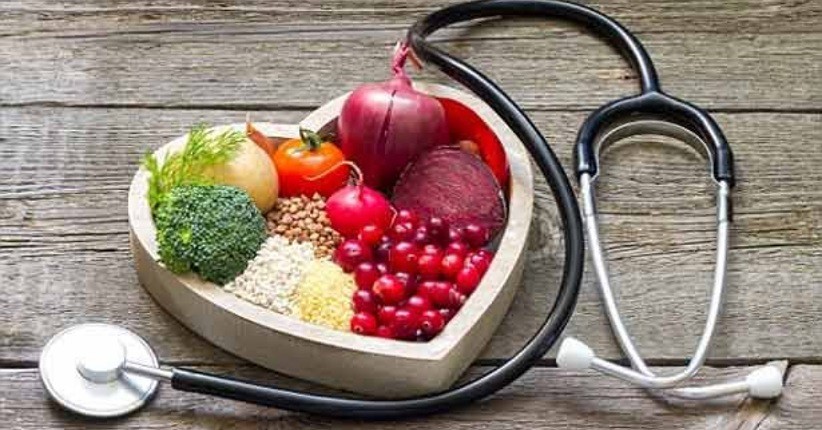 Menjaga Kesehatan di Masa Pandemi, Terapkan Makanan Bergizi hingga Asuransi