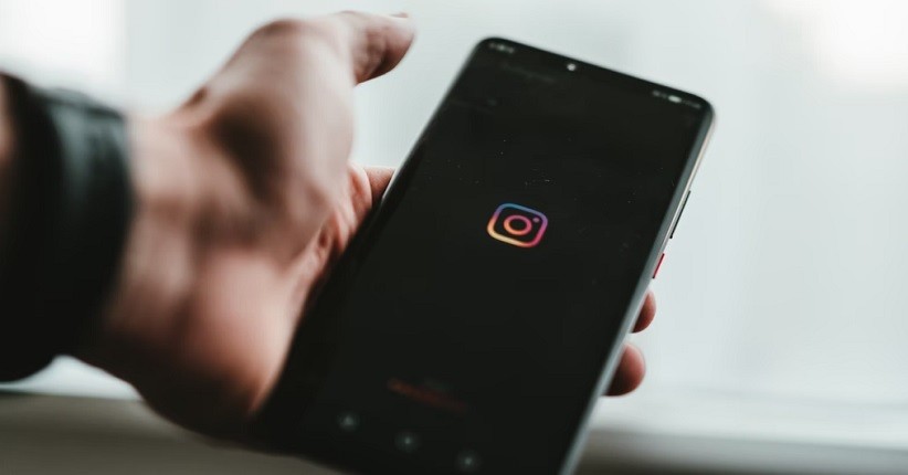 Pengguna Instagram Kini Bisa Upload Foto lewat Desktop
