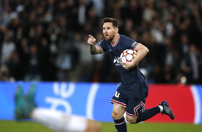 Lionel Messi Keluarkan Sihirnya, PSG Comeback Hajar RB Leipzig