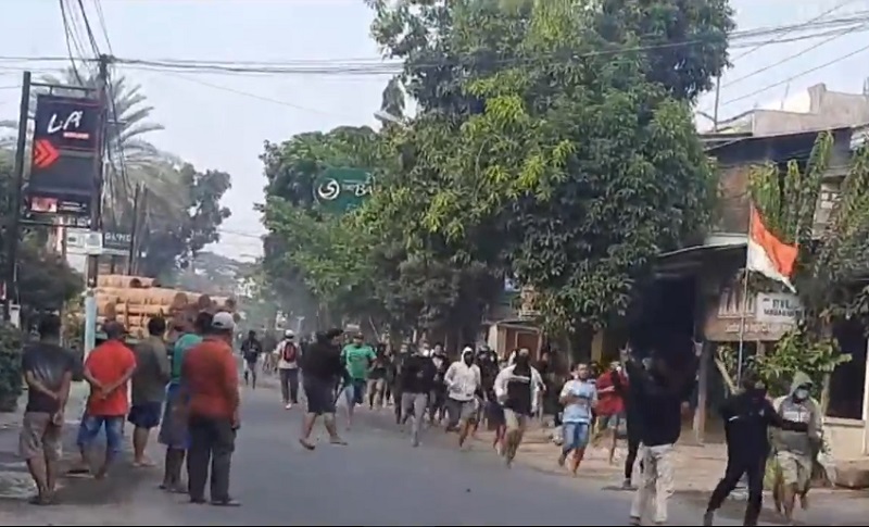 Tawuran Massal Pecah di Lamongan, Diduga Libatkan Warga dan Perguruan Silat