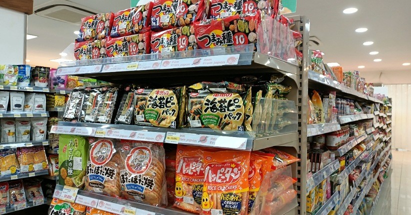 Incar Jajanan Khas Jepang di Kawasan Melawai, Ada Sashimi hingga Ramen