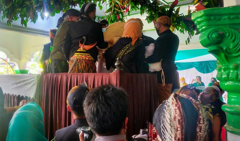 Digelar Sederhana, Ritual Jamasan Gong Kiai Pradah di Blitar Tak Dihadiri Bupati 