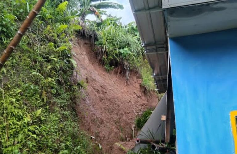 BNPB: 1 Meninggal 1 Luka dan 3 Kecamatan Terdampak Tanah Longsor di Banjarnegara