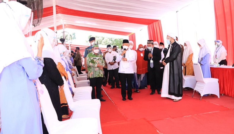 Tinjau Vaksinasi di Ponpes, Wapres Ingatkan Antisipasi Kemungkinan Gelombang Ketiga Covid