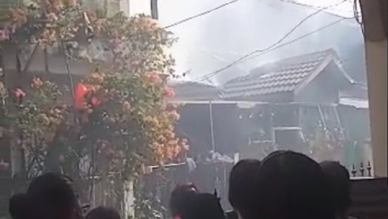 Kebakaran di Pamulang, Kucing Kesayangan Pemilik Rumah Tewas di Dalam Kamar