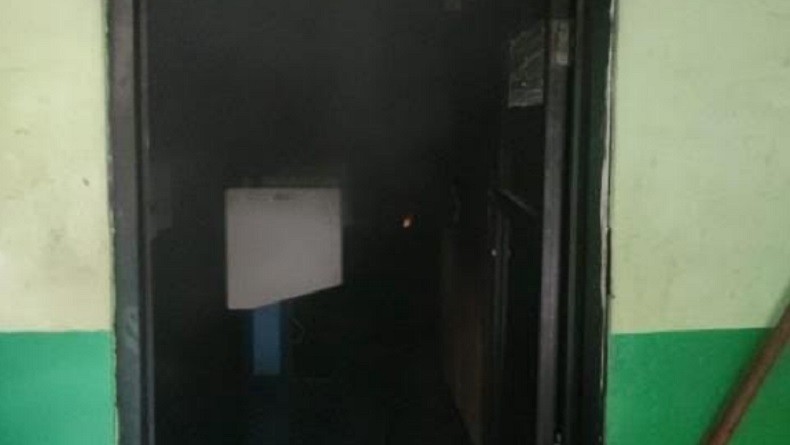 Kebakaran di SMPN 280 Menteng, Ruangan Komputer Hangus Terbakar